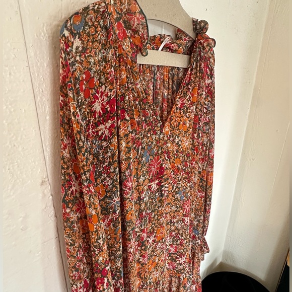 Feeling Groovy in Emerald - Picture 5 of 7